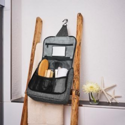 WH7052_toiletbag_twist-silver_reisenthel_RGB-Master_Kosmetik_01 WH7052_toiletbag_twist-silver_reisenthel_RGB-Master_Kosmetik_01